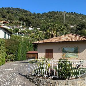 Pink House Villa Camporosso  Exterior photo