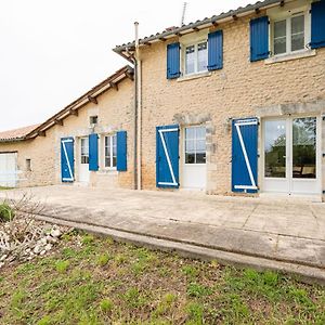 Eugénie Villa Saint-Quentin-de-Chalais Exterior photo