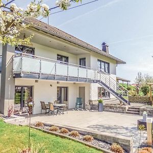 Cozy Apartment In Krperich-Obersgegen With Wifi Korperich Exterior photo