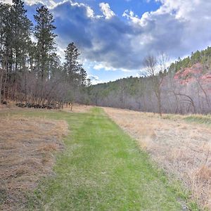 Rustic Rapid City Farmhouse With Mountain Views Apartman Exterior photo