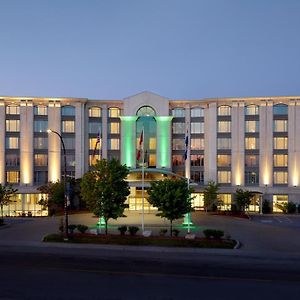 Holiday Inn & Suites Montreal Airport, An Ihg Hotel Dorval Exterior photo