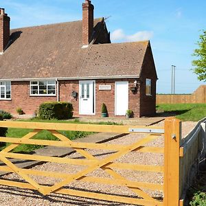 1 Woodhouse Cottages Kingston upon Hull Exterior photo