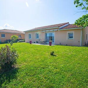 Maison Chaleureuse Avec Jardin 1500M2 Villefranche-de-Rouergue Exterior photo