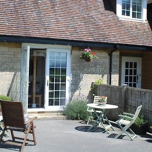 Hideaway Apartman Bradford-On-Avon Exterior photo