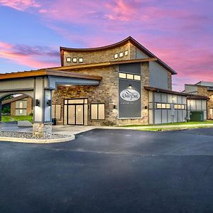 Waterbird Lakeside Inn Chesterton Exterior photo