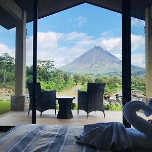 Arenal Roca Suites La Fortuna Exterior photo