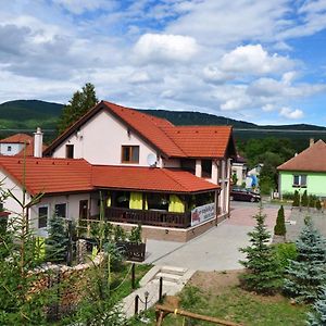 András penzión Hotel Krasznahorkaváralja Exterior photo