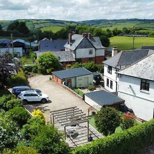 Exmoor House Panzió Wheddon Cross Exterior photo