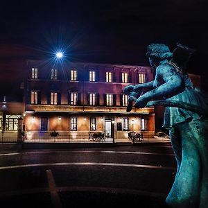 Hotel Ristorante Alla Vittoria Solferino Exterior photo