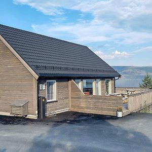 Holiday Home Leka III Frovik Exterior photo