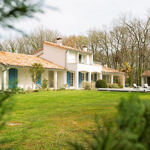 Chambre D'Hotes La Courbe Panzió Lugan  Exterior photo