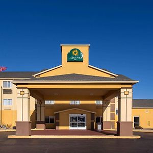 La Quinta Inn By Wyndham Peru Starved Rock State Park Exterior photo