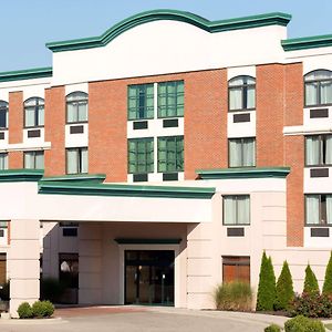 Wingate By Wyndham Dayton - Fairborn Hotel Exterior photo