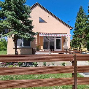 Két szobás, teraszos, kertes vendégház Villa Balatonmáriafürdő Exterior photo