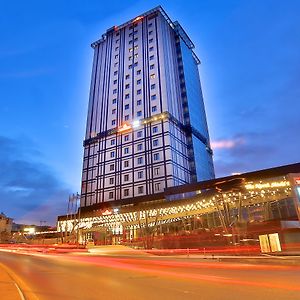 Tryp By Wyndham Istanbul Basin Ekspres Hotel Exterior photo