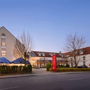 Ramada By Wyndham Munchen Airport Hotel Schwaig bei Nürnberg Exterior photo