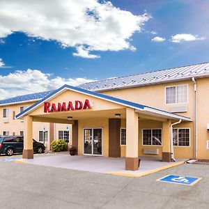 Ramada By Wyndham Sioux Falls Exterior photo