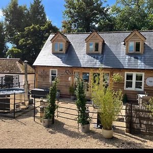 Winterberry Barn Villa Romsey Exterior photo