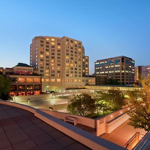 Hilton Madison Monona Terrace Hotel Exterior photo