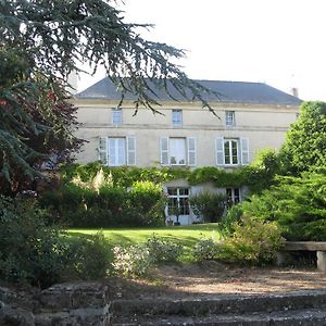 Le Chai De La Rose Spa Et Seances Bien Etre Doué-la-Fontaine Exterior photo