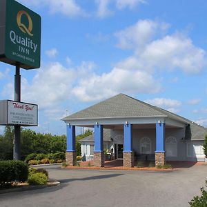 Quality Inn Crossville Near Cumberland Mountain State Park Exterior photo