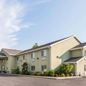 Days Inn By Wyndham Central City Exterior photo