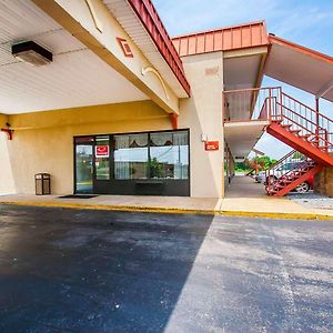 Econo Lodge Dyersburg Exterior photo