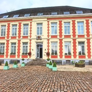 Chateau De Moulin Le Comte Panzió Aire-sur-la-Lys Exterior photo