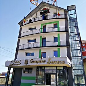 Hotel Seneca Nagybánya Exterior photo