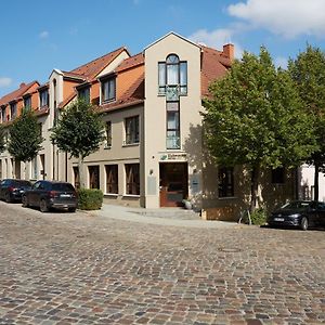 Hotel Garni "Zum Eichwerder" Templin Exterior photo