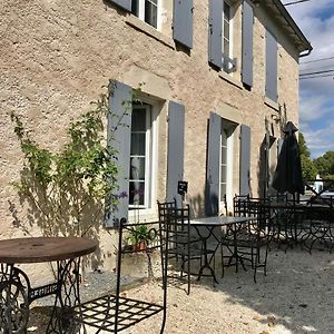 Le Relais D'Aulnay Panzió Aulnay  Exterior photo