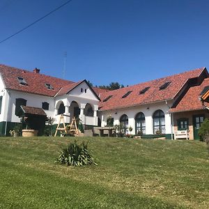 Fény-Szer Vendégház Őrség Hotel Szentgotthárd Exterior photo