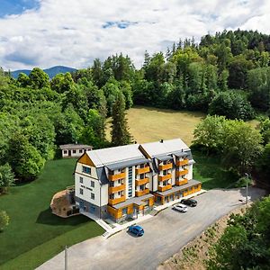 Hotel Edvard Frenštát pod Radhoštěm Exterior photo