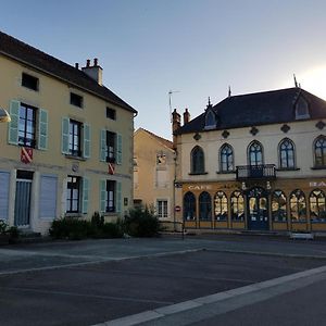 La Palette Fleurie Villa Laignes Exterior photo