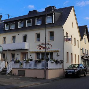 Gaestehaus - Cafe Frank Panzió Antweiler Exterior photo