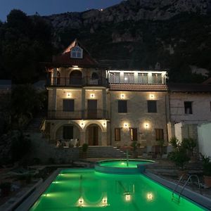 Villa Celaj “The Castle” Kruja Exterior photo