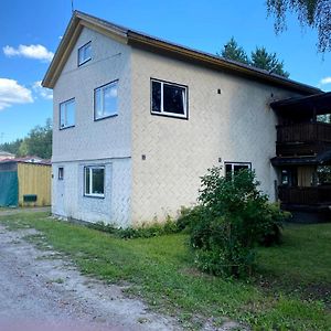 Mantyharju Keskus, Yksityishuoneita, Keittiolla Apartman Exterior photo