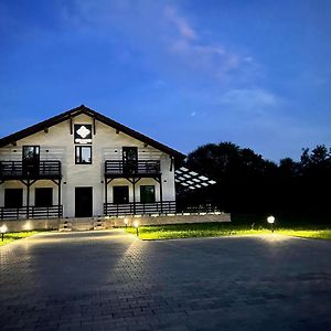 Casa Cu Flori Maramures Kökös Exterior photo