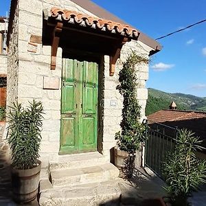 Il Gelsomino Panzió Castelmezzano Exterior photo