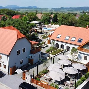 Mandilla Hotel Köveskál Exterior photo