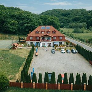 Pensiunea Si Restaurant Erdo Székelyudvarhely Exterior photo