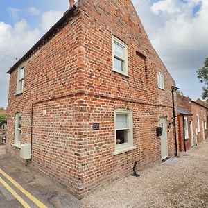 Printers Cottage Alford  Exterior photo