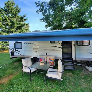 Wildwood Camper De Sleeps 6-7, Villa Dover Exterior photo