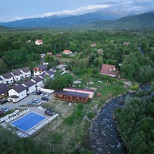 Domeniul Roa Hotel Felek Exterior photo