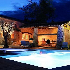 Villa De 3 Chambres Avec Piscine Privee Jacuzzi Et Jardin Clos A Lussana Lussan  Exterior photo