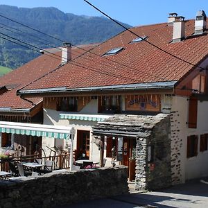 Auberge De Cassiel Panzió La Côte-dʼAime Exterior photo