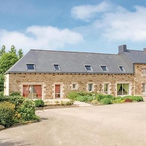 5 Bedroom Stunning Home In St Martin Des Pres La Ville Morvan Exterior photo