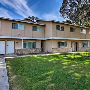 Central Bakersfield Townhome With Private Patio Exterior photo