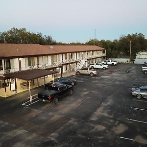 Executive Inn San Saba Exterior photo