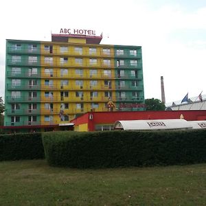 Abc Hotel Nyitra Exterior photo